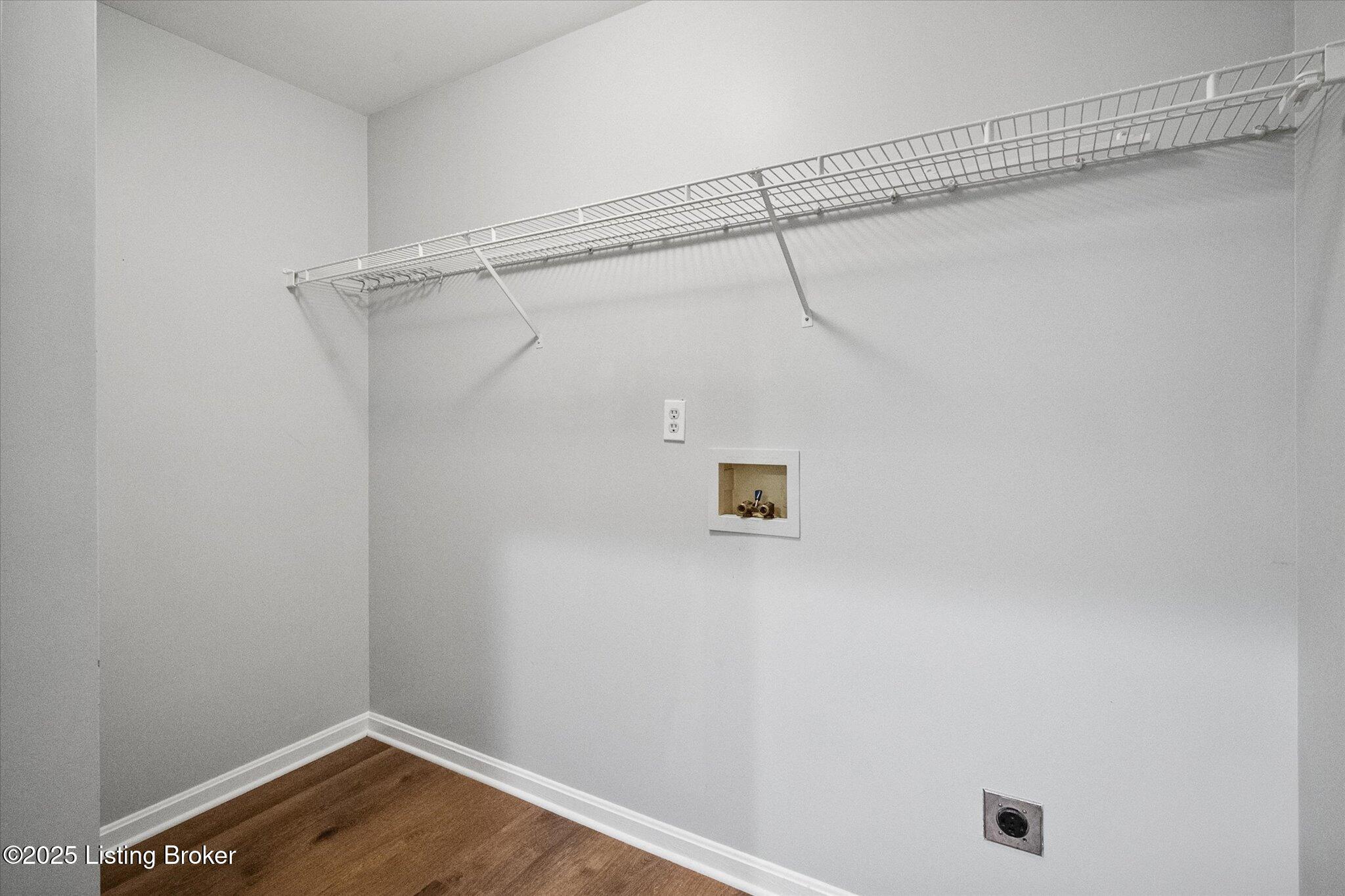 7307 Spring Run Drive Louisville, KY 40291 - Photo 29 of 47 16-7307 Spring Run Dr-0079