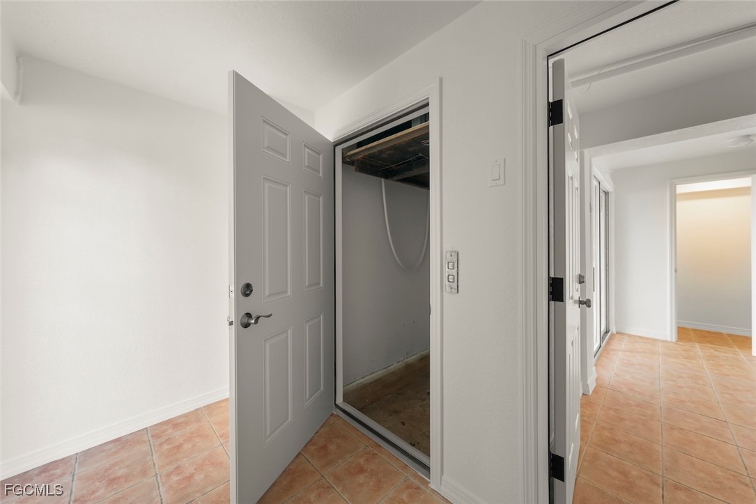 1401 Sand Castle Road Sanibel, FL 33957 - Photo 24 of 50 a view of a hallway