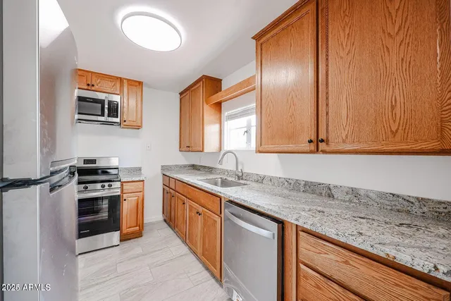 $2,200 | 2314 East Osborn Road, Phoenix, AZ 85016