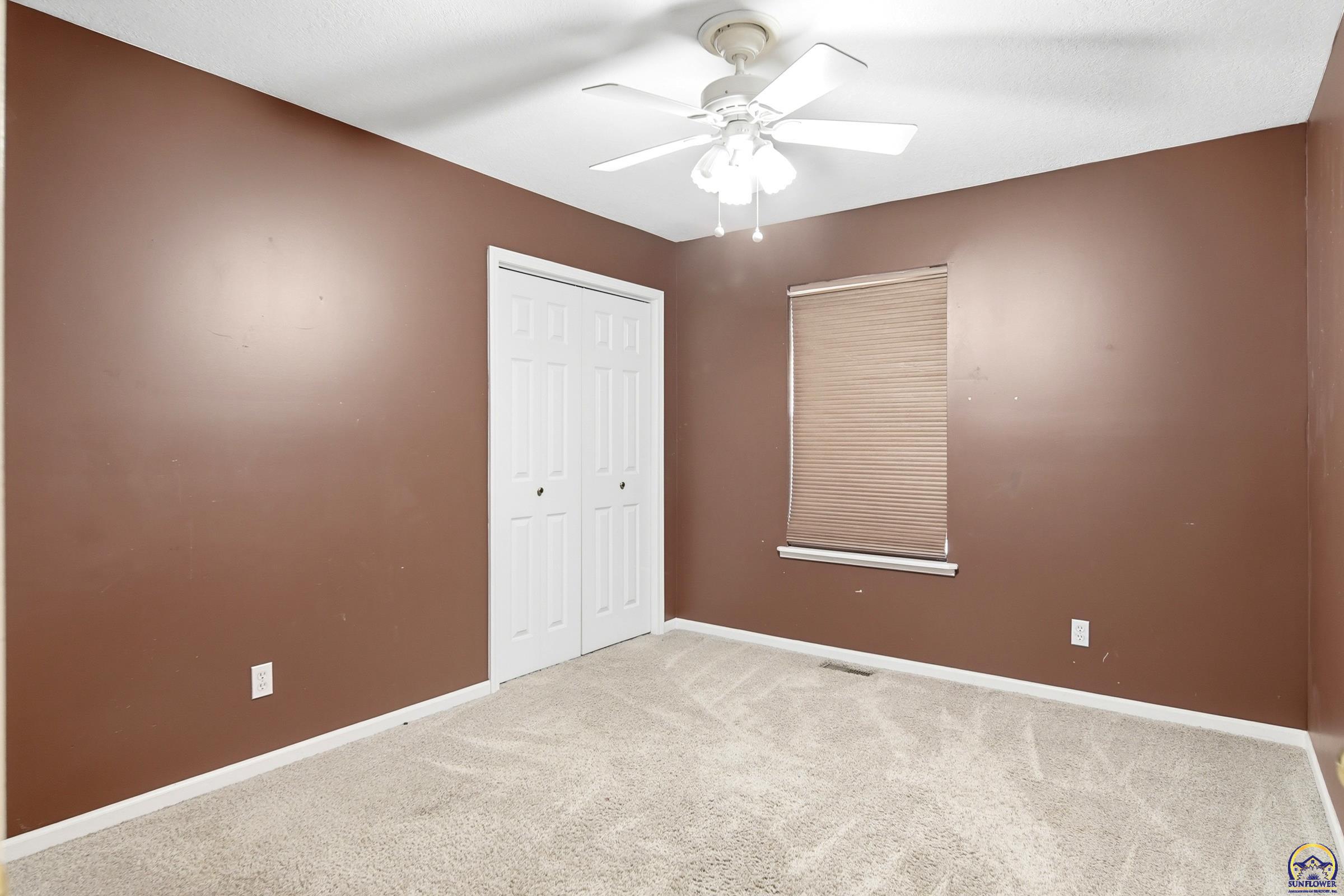 646 Northeast Margo Court Topeka, KS 66617 - Photo 15 of 20