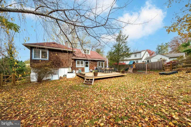 $385,000 | 2 Snuff Mill Road, Wilmington, DE 19807