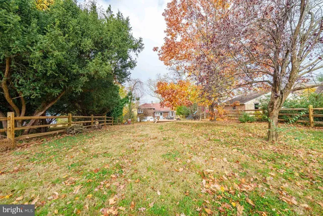 $385,000 | 2 Snuff Mill Road, Wilmington, DE 19807