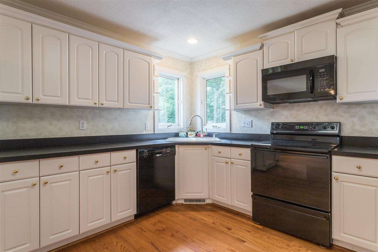 3607 Laurel Hills Road Raleigh, NC 27612 - Photo 8 of 27 Photo 8