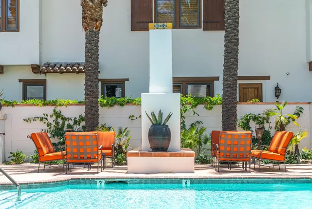 $1,469,000 | 233 Calle La Soledad, Palm Springs, CA 92262