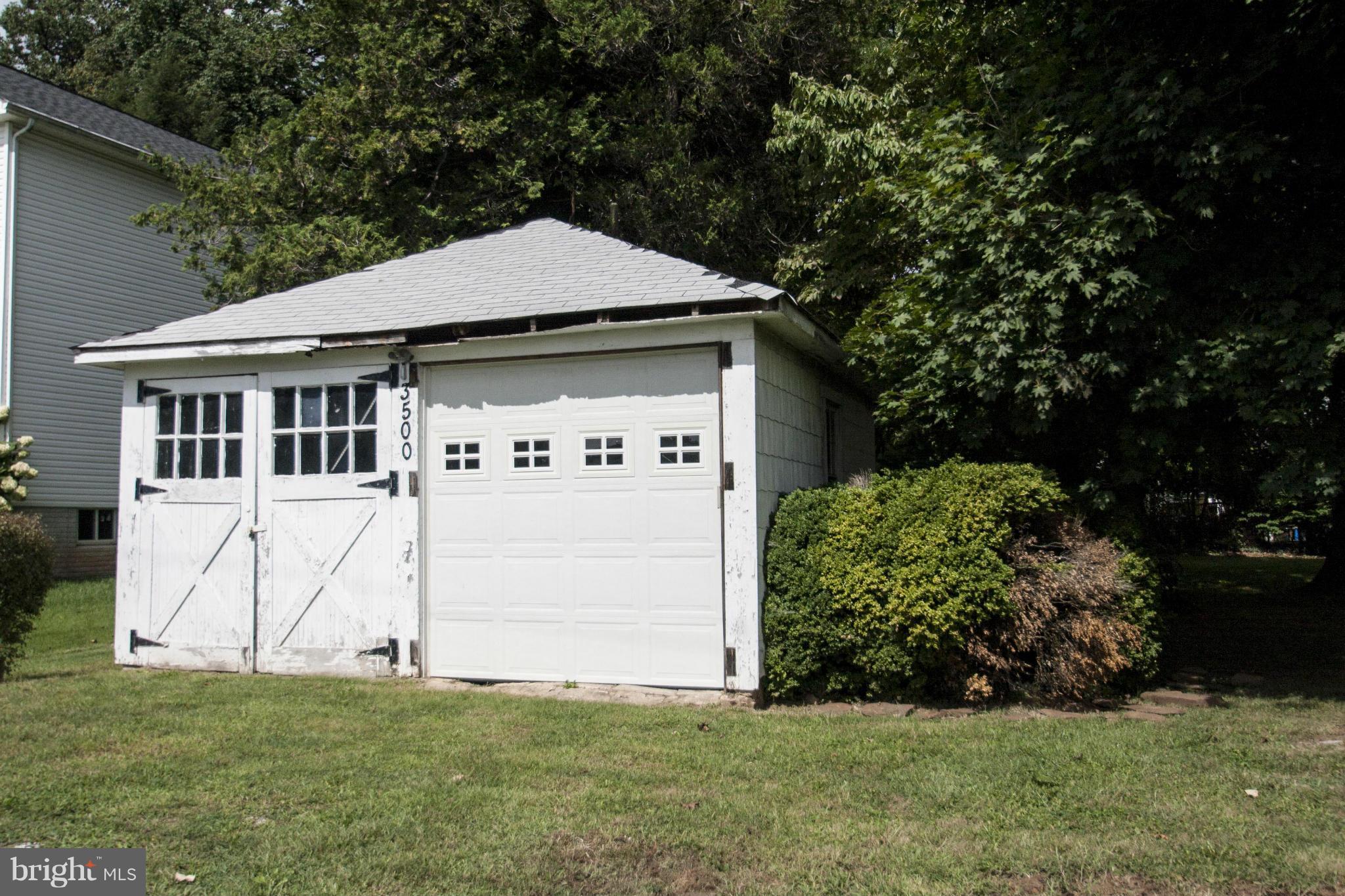 3500 Rolling Rd. Baltimore, MD 21244 - Photo 8 of 8 Exterior (Rear)