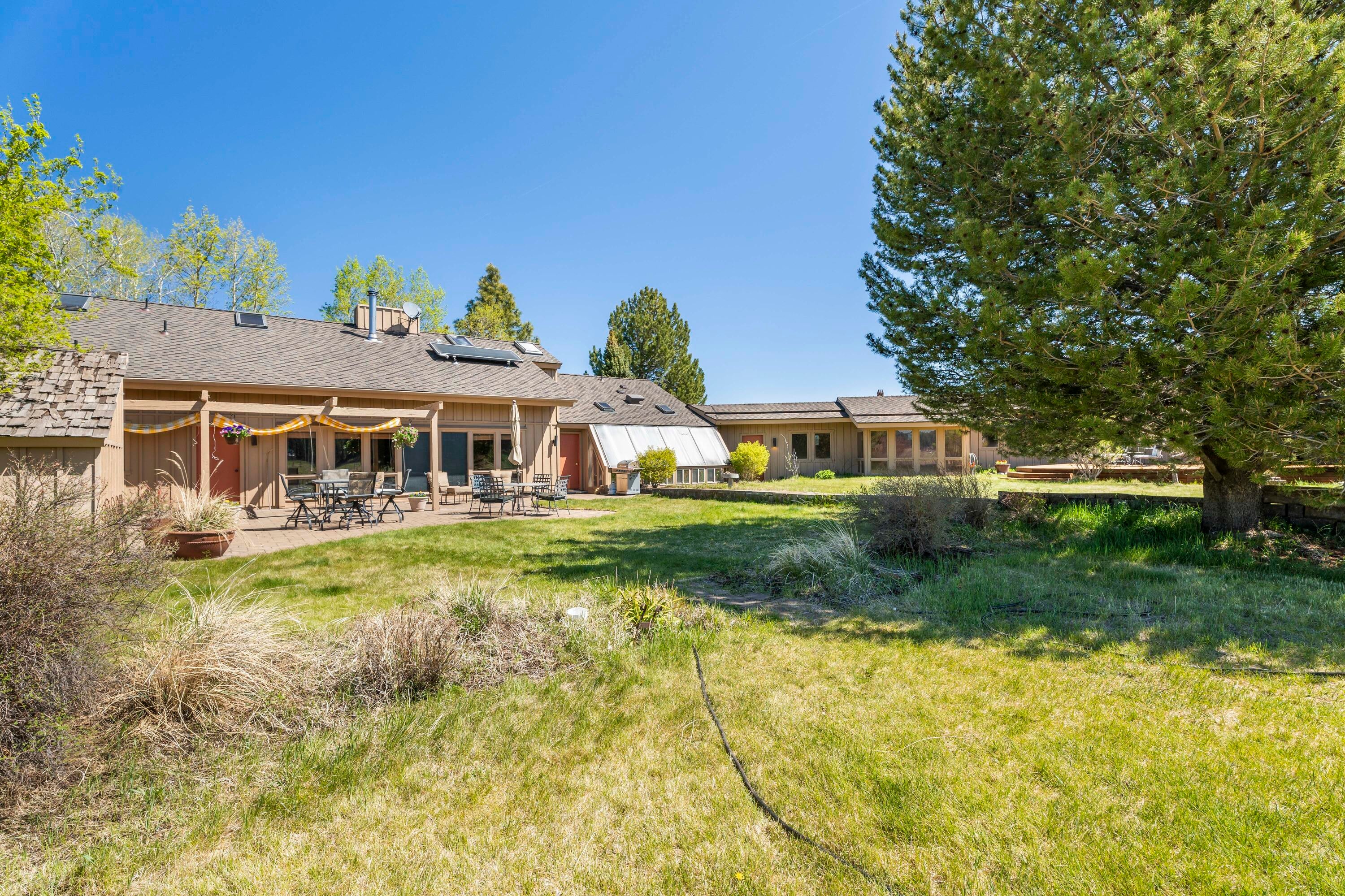 20875 Sholes Road Bend, OR 97702 - Photo 78 of 88 82-Exterior