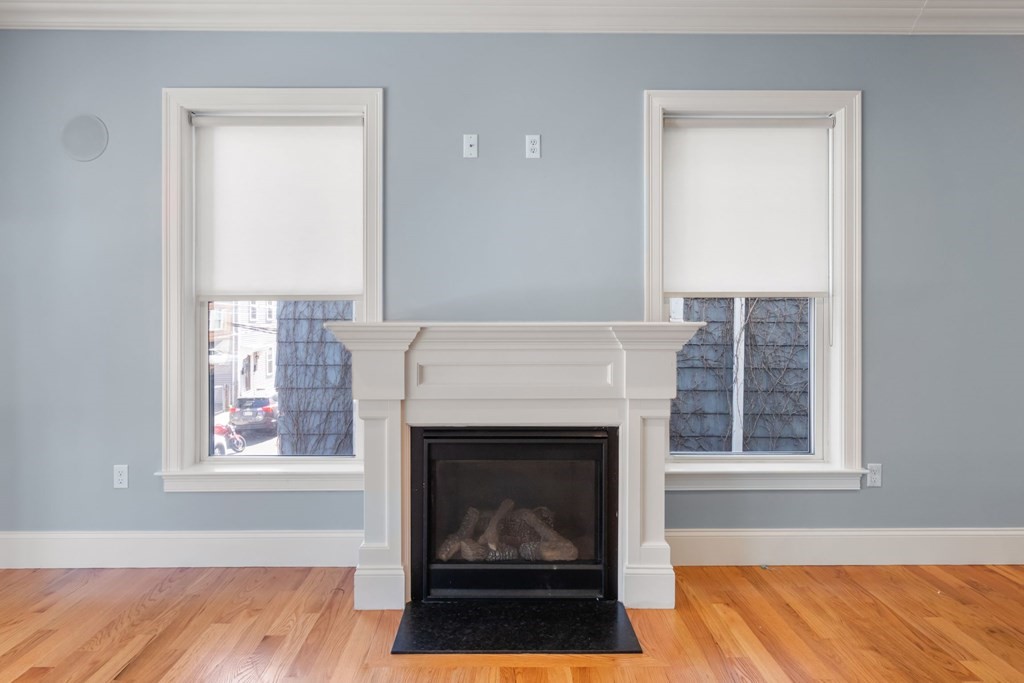 15 Preble Street, Unit 4 Boston, MA 02127 - Photo 10 of 23