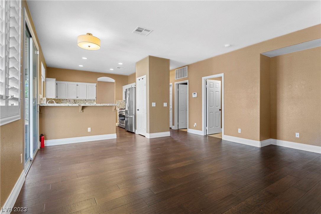 1951 Thunder Ridge Circle Henderson, NV 89012 - Photo 11 of 57 Gallery Image 11