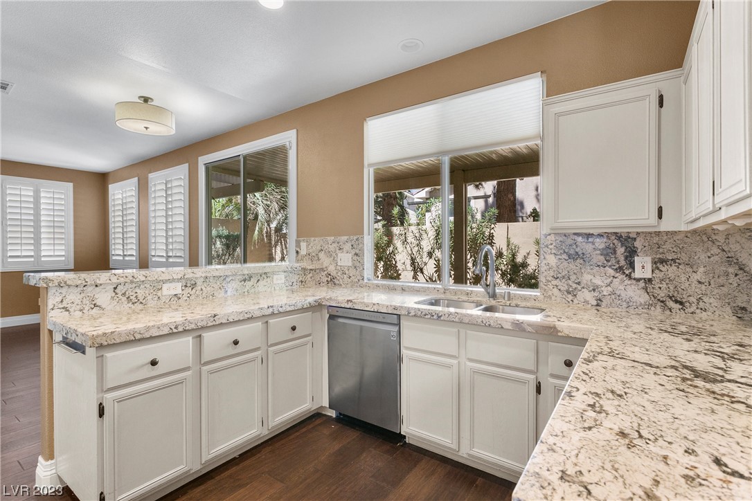 1951 Thunder Ridge Circle Henderson, NV 89012 - Photo 15 of 57 Gallery Image 15