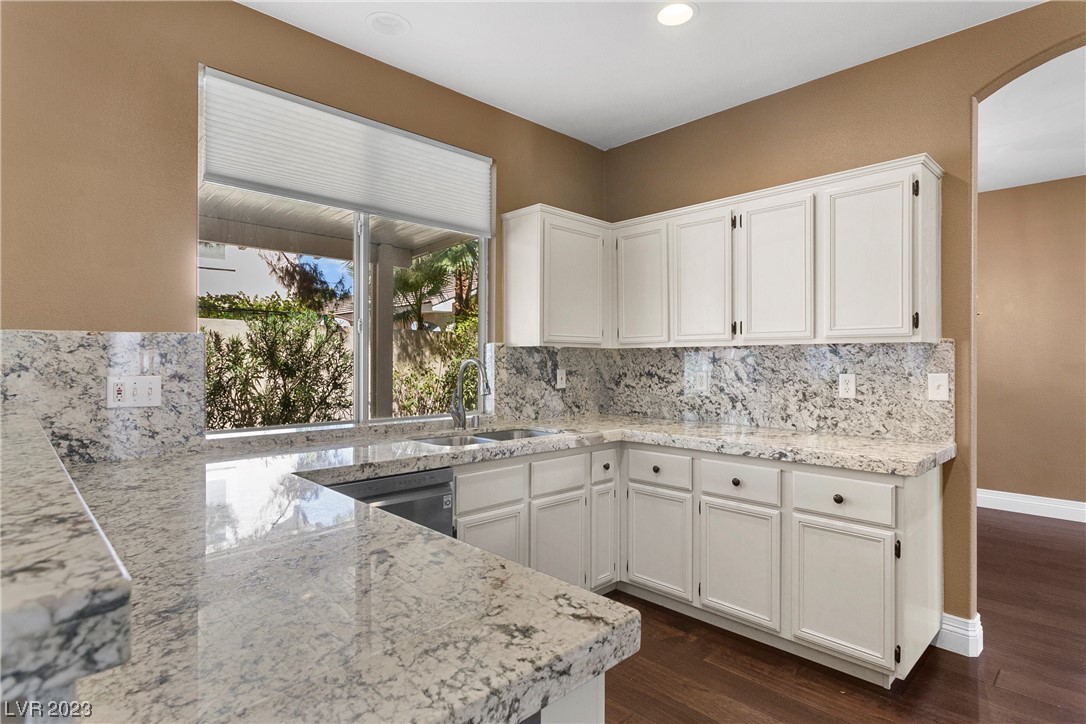 1951 Thunder Ridge Circle Henderson, NV 89012 - Photo 16 of 57 Gallery Image 16