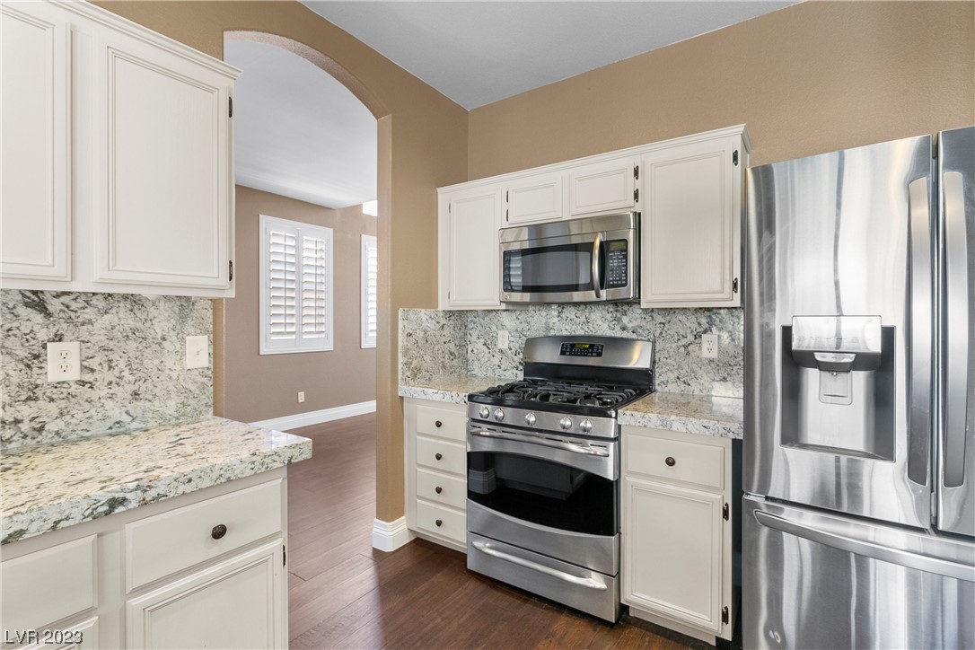 1951 Thunder Ridge Circle Henderson, NV 89012 - Photo 17 of 57 Gallery Image 17