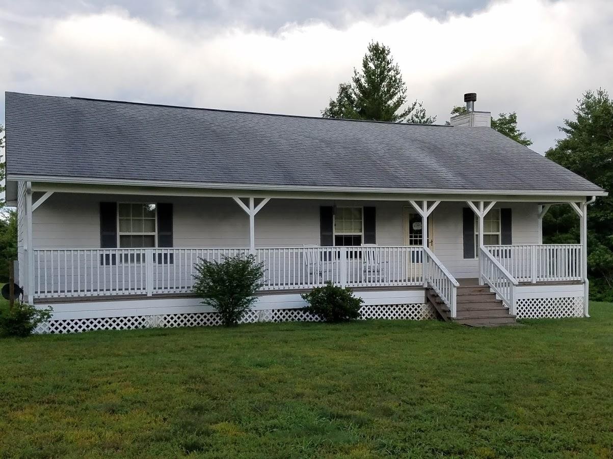467 Ridge Road Lancing, TN 37770 - Photo 39 of 40 a front view of a house with a garden