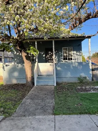 $239,000 | 325 North 7th Street, Fowler, CA 93625