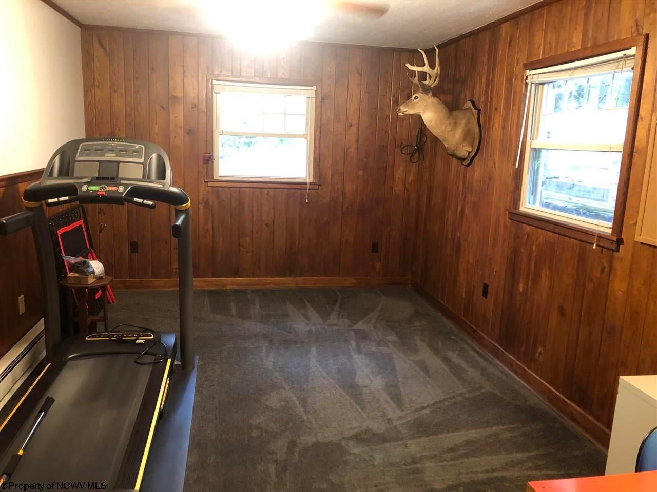 1283 Hillcrest Road Fairmont, WV 26554 - Photo 17 of 19 Gallery Image 17