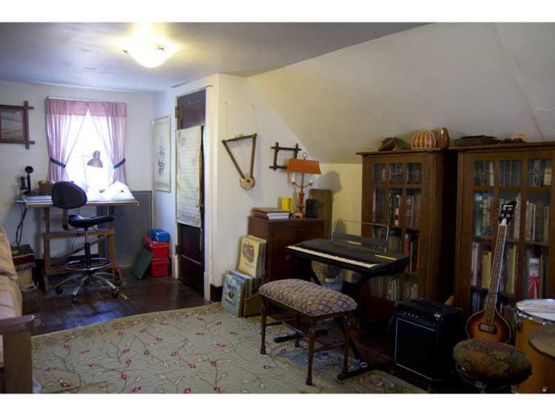 205 Elm Street Edgewood, PA 15218 - Photo 15 of 19 Other. Bonus Room ~ 3rd Floor