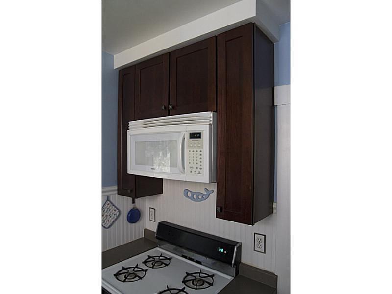 205 Elm Street Edgewood, PA 15218 - Photo 7 of 19 Kitchen.