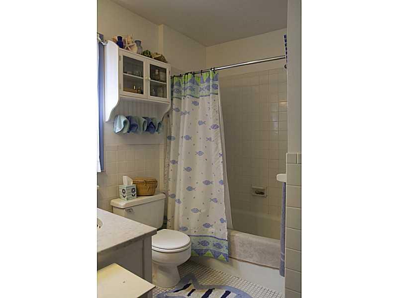 205 Elm Street Edgewood, PA 15218 - Photo 9 of 19 Full Bath.