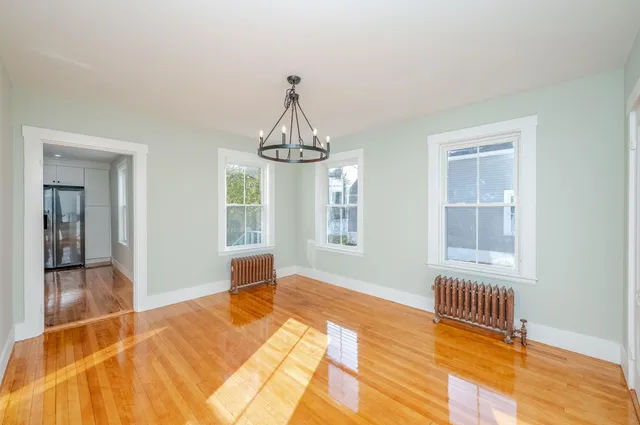 $629,000 | 9 School Street, Exeter, NH 03833