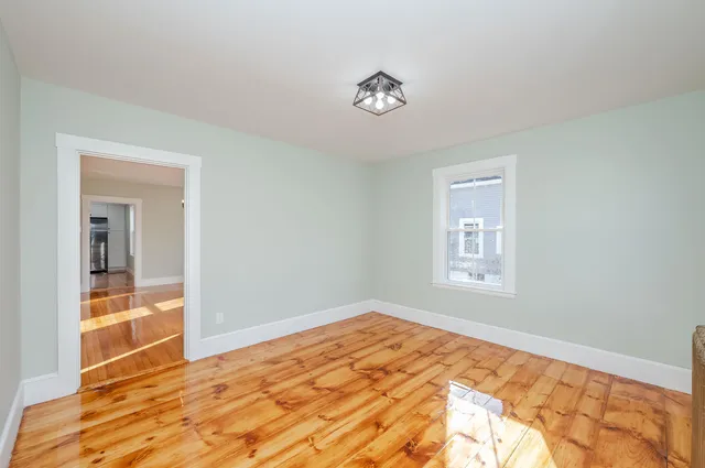 $629,000 | 9 School Street, Exeter, NH 03833