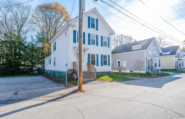 $629,000 | 9 School Street, Exeter, NH 03833