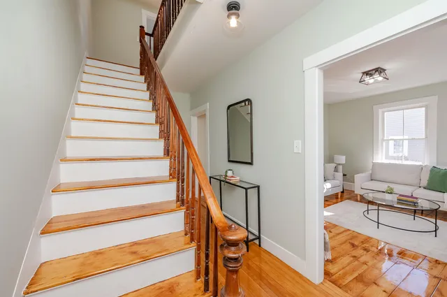 $579,000 | 9 School Street, Exeter, NH 03833