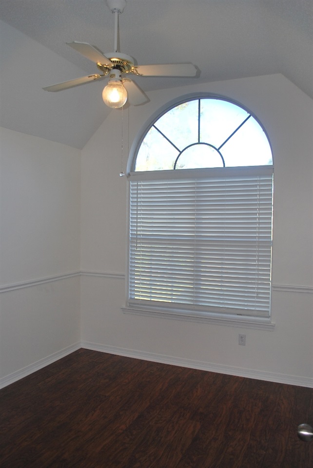 142 Robbins Boulevard Daphne, AL 36526 - Photo 36 of 39 Bedroom 3