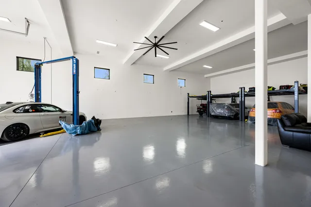 $4,500,000 | 86828 Rogers Way, Thermal, CA 92274