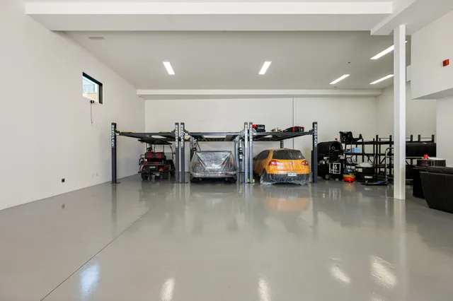 $4,500,000 | 86828 Rogers Way, Thermal, CA 92274