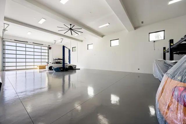 $4,500,000 | 86828 Rogers Way, Thermal, CA 92274