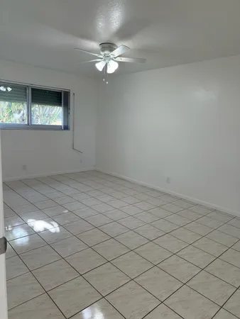 $1,850 | 225 Bonnie Boulevard, Unit 116, Palm Springs, FL 33461