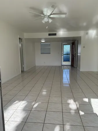 $1,850 | 225 Bonnie Boulevard, Unit 116, Palm Springs, FL 33461