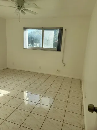 $1,850 | 225 Bonnie Boulevard, Unit 116, Palm Springs, FL 33461