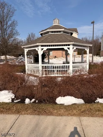 $2,300 | 278 Windmill Court, Phillipsburg, NJ 08865