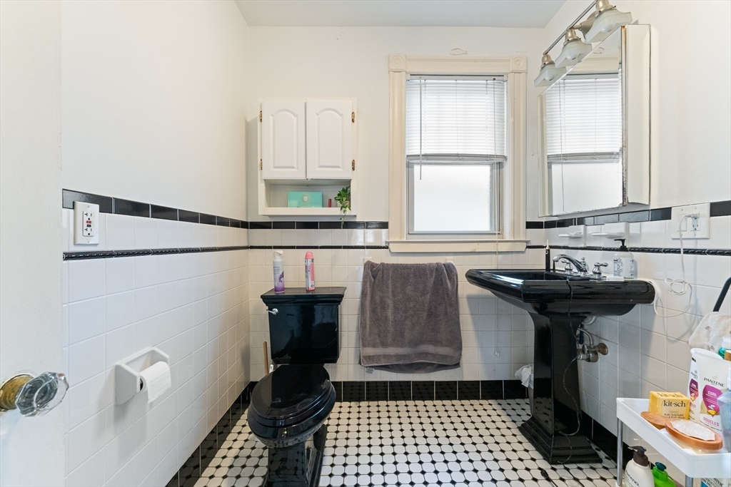 79-81 Moraine Street Boston, MA 02130 - Photo 11 of 36