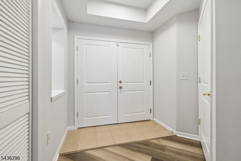 9104 Ravenscroft Road Clifton, NJ 07013 - Photo 7 of 50