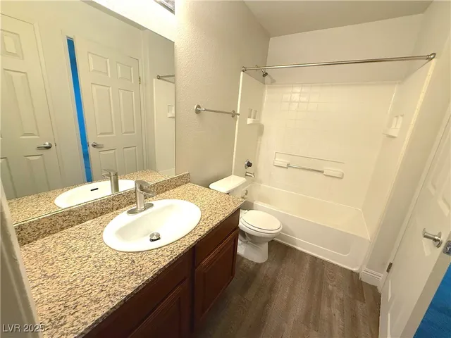 $1,025 | 6800 East Lake Mead Boulevard, Unit 1015, Las Vegas, NV 89156