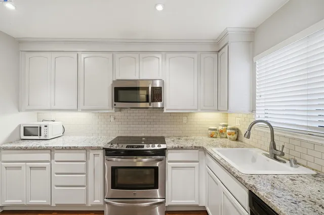 $539,999 | 8985 Alcosta Boulevard, Unit 162, San Ramon, CA 94583