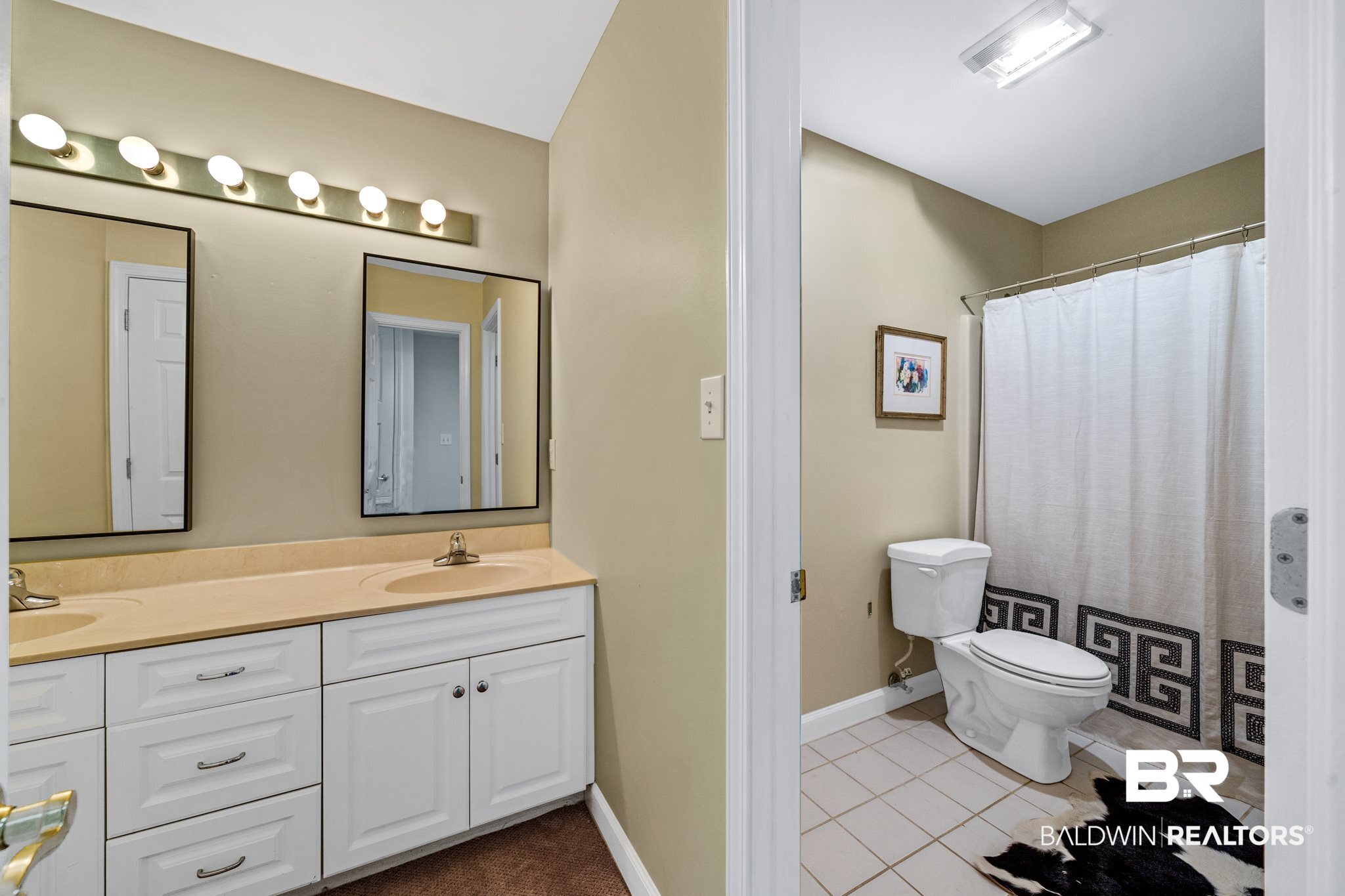 9800 Aspen Circle Daphne, AL 36527 - Photo 28 of 36 Hall Bath