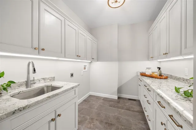 $580,000 | 233 Santa Elena Drive, Wentzville, MO 63385