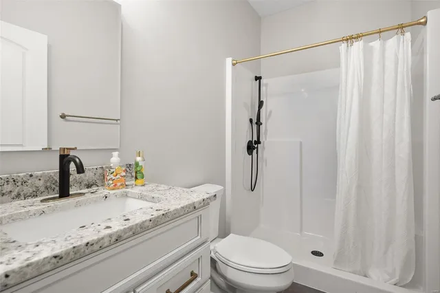 $580,000 | 233 Santa Elena Drive, Wentzville, MO 63385