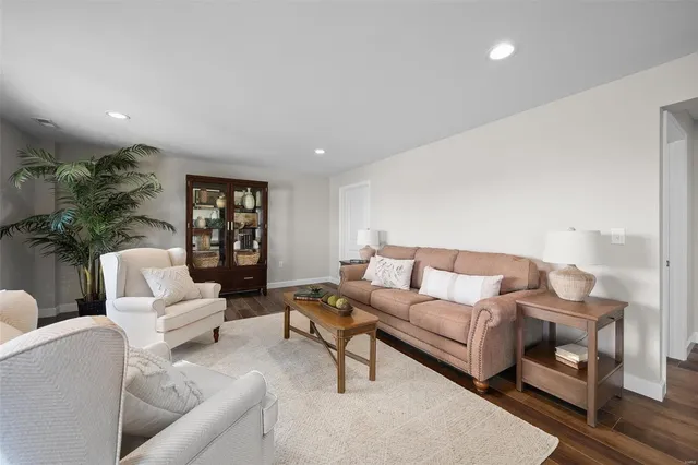 $580,000 | 233 Santa Elena Drive, Wentzville, MO 63385