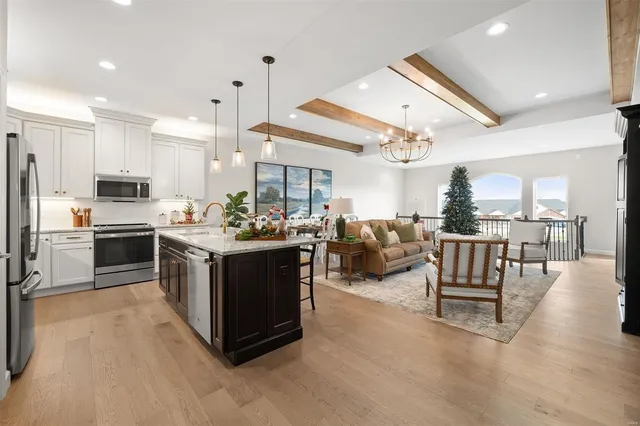 $580,000 | 233 Santa Elena Drive, Wentzville, MO 63385