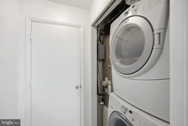 $1,750 | 13405 Shady Knoll Drive, Unit 109, Silver Spring, MD 20904