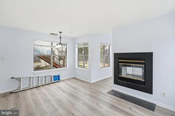$1,750 | 13405 Shady Knoll Drive, Unit 109, Silver Spring, MD 20904