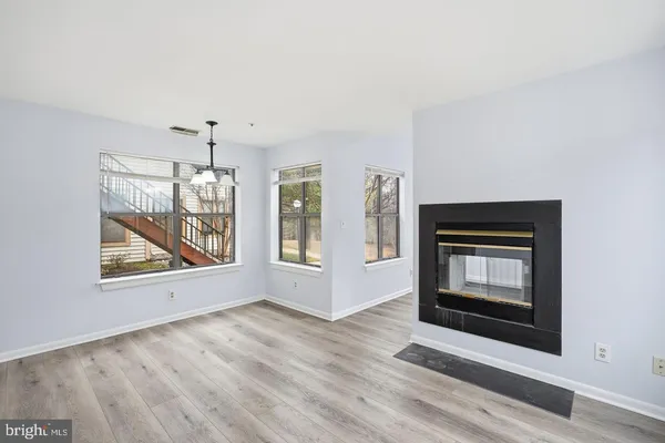$1,750 | 13405 Shady Knoll Drive, Unit 109, Silver Spring, MD 20904