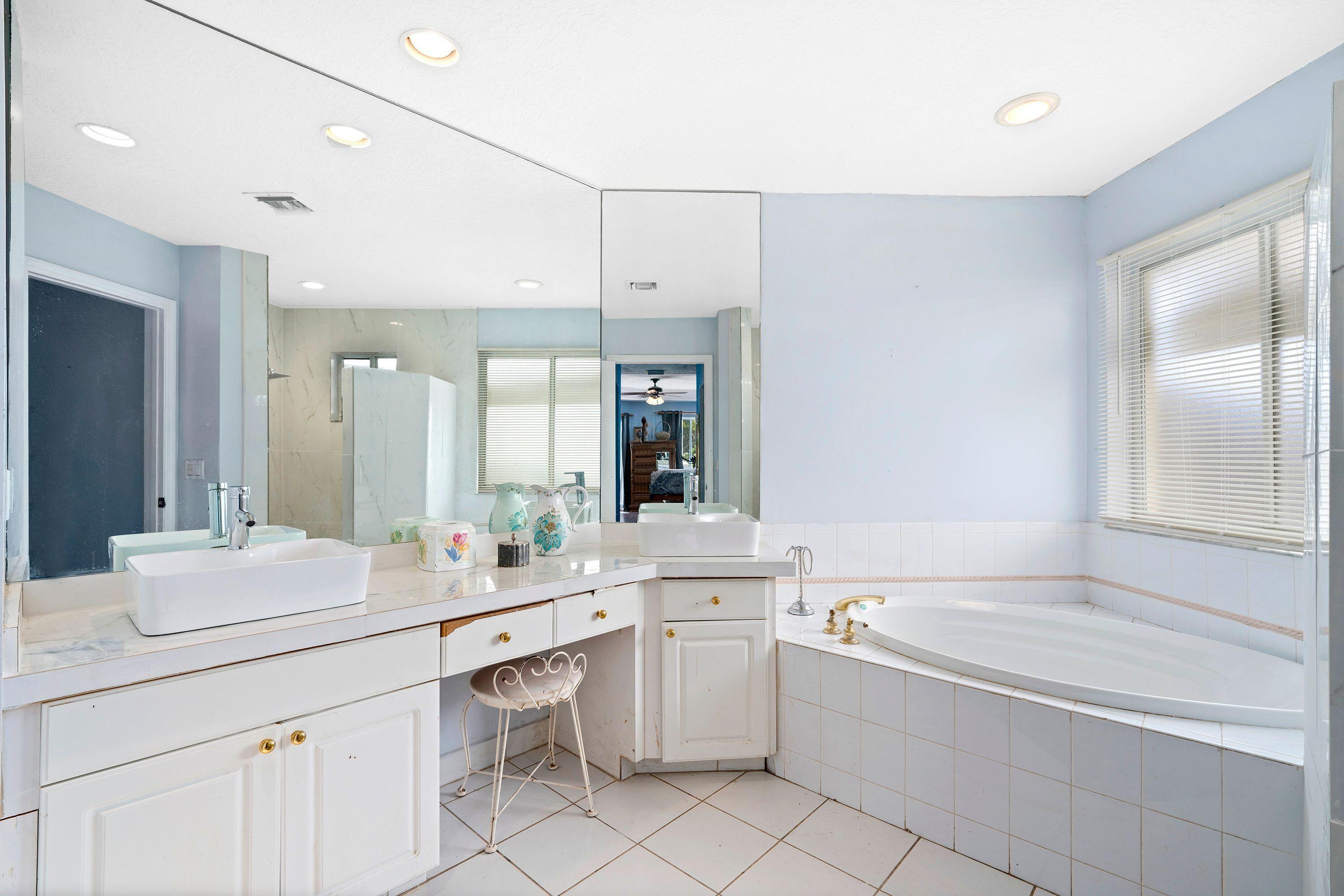 7781 Texas Trail Boca Raton, FL 33487 - Photo 29 of 43 16