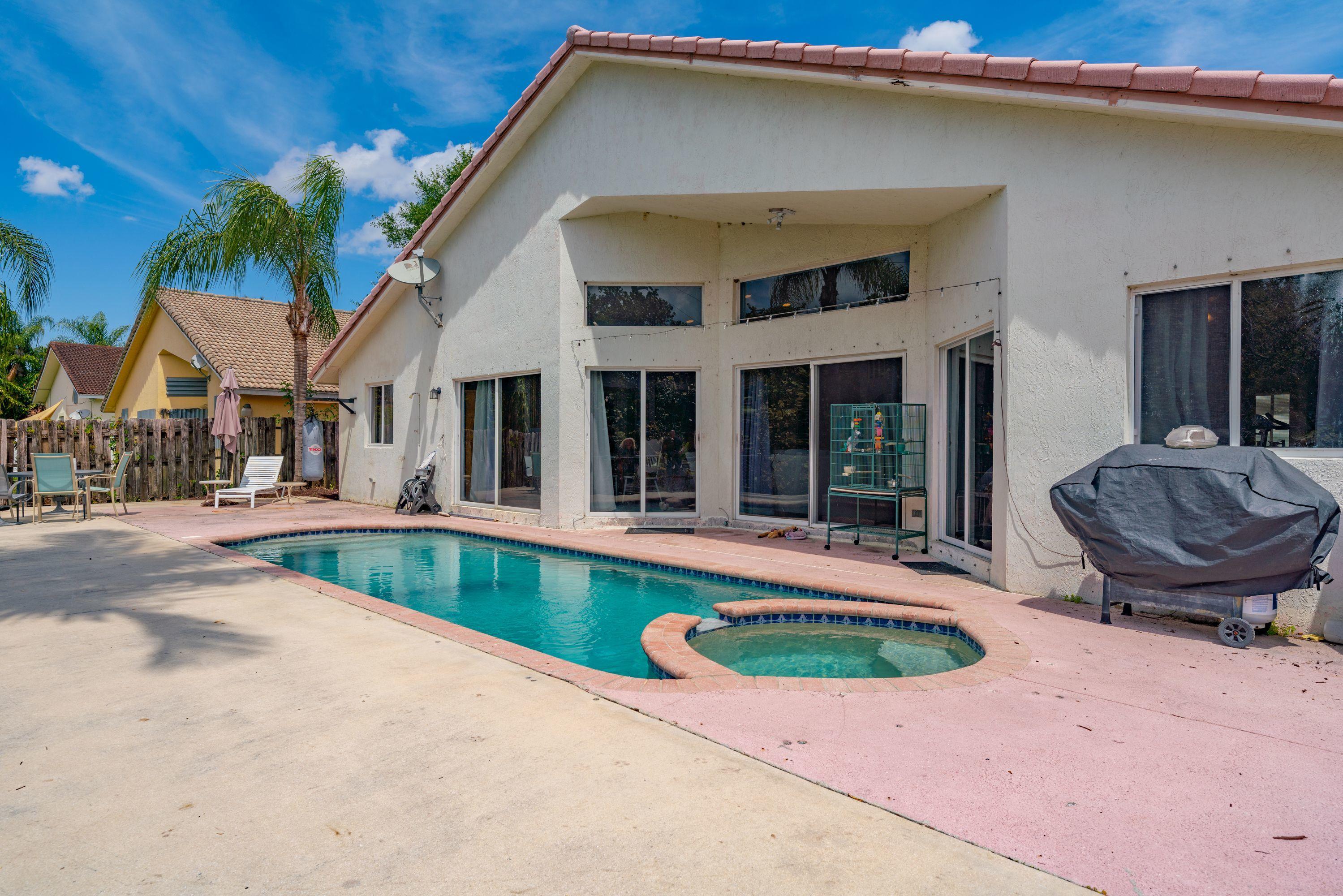 7781 Texas Trail Boca Raton, FL 33487 - Photo 40 of 43 pool 4