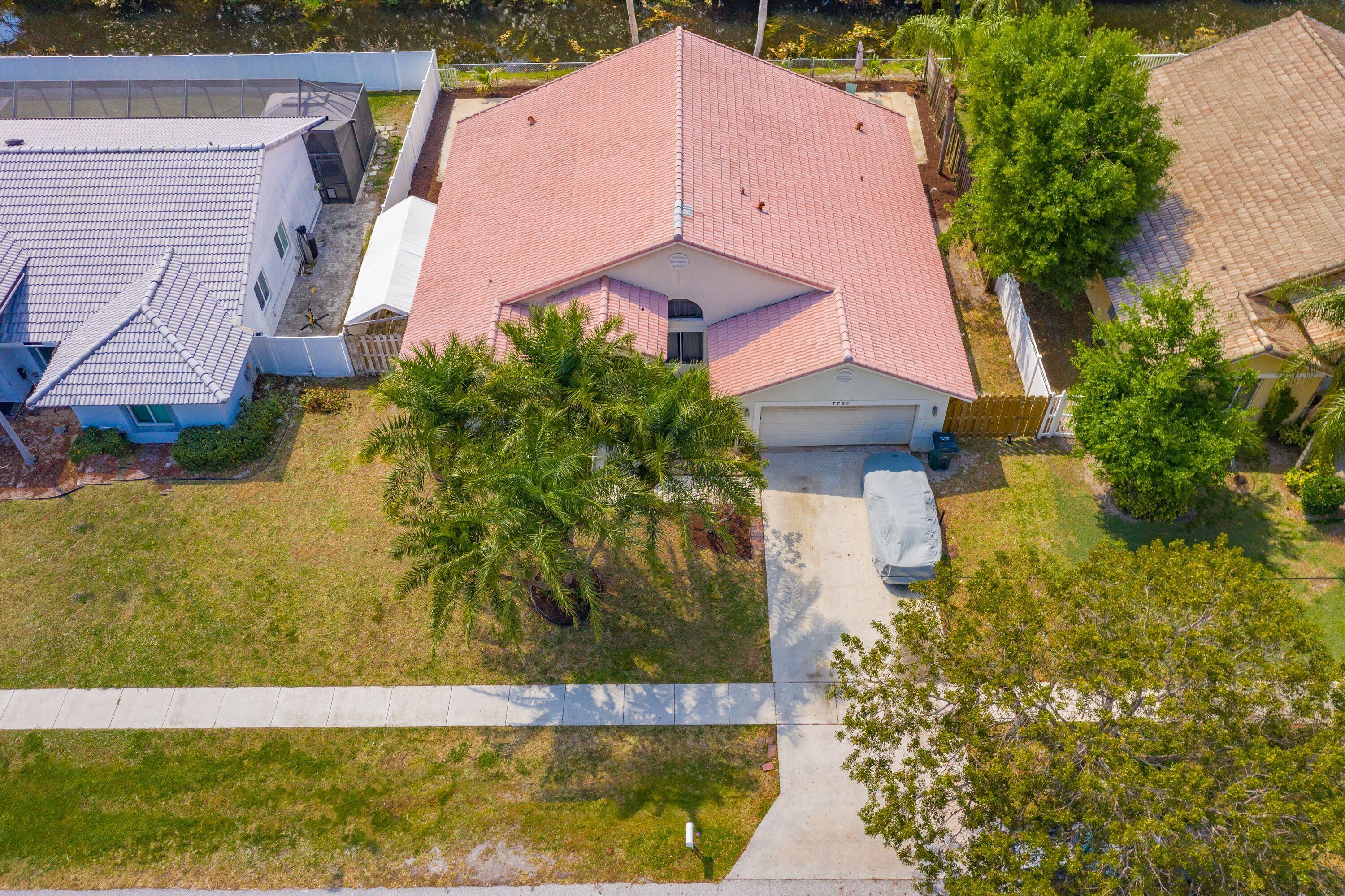 7781 Texas Trail Boca Raton, FL 33487 - Photo 4 of 43 F4