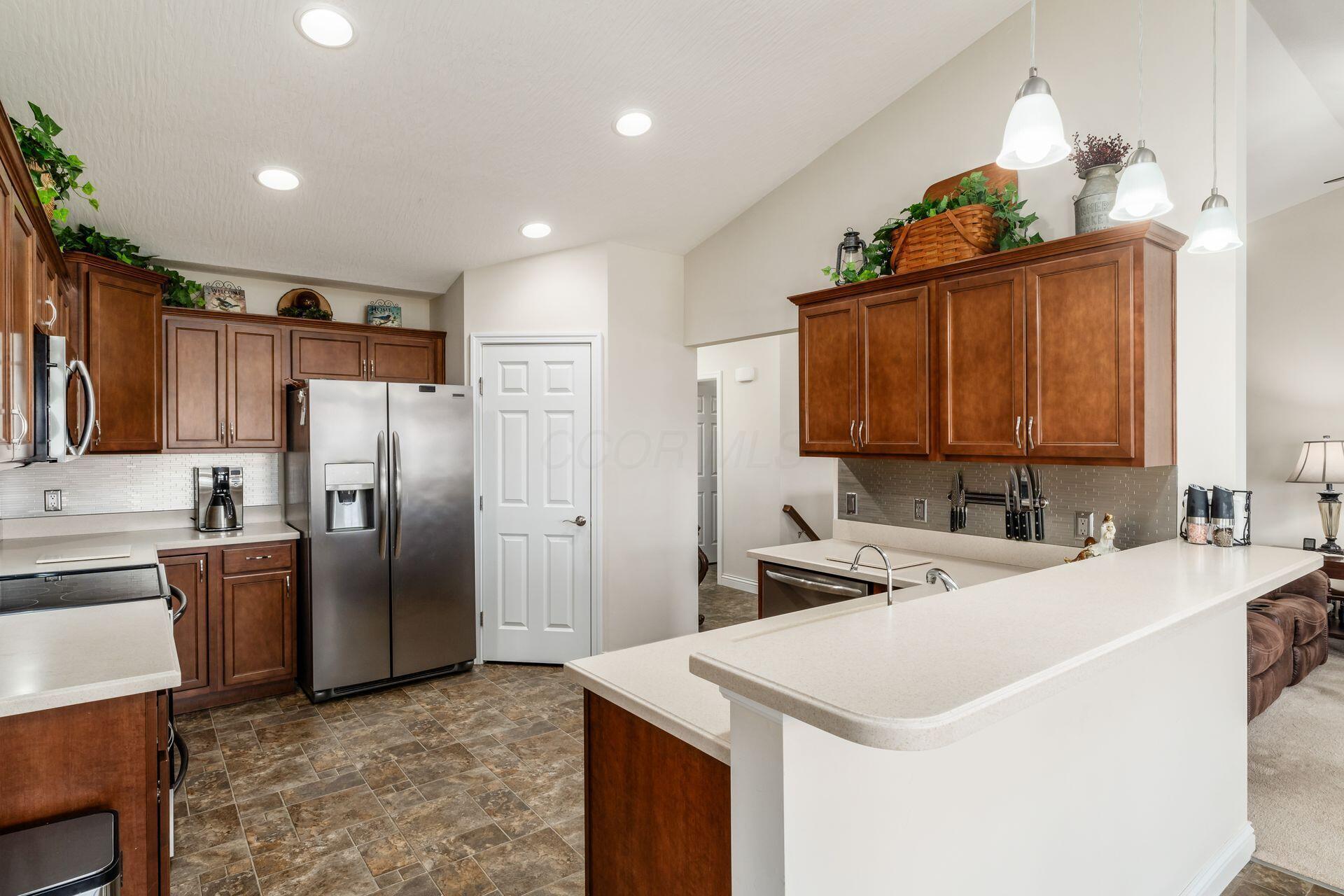 4105 Chillicothe Lancaster Road Southwest Lancaster, OH 43130 - Photo 17 of 80 Main kitchen