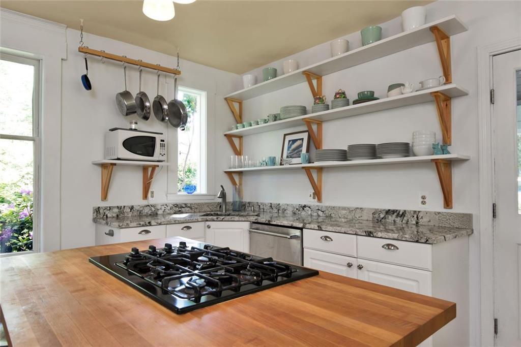279 Mitchell Road Cape Elizabeth, ME 04107 - Photo 7 of 35 Photo
